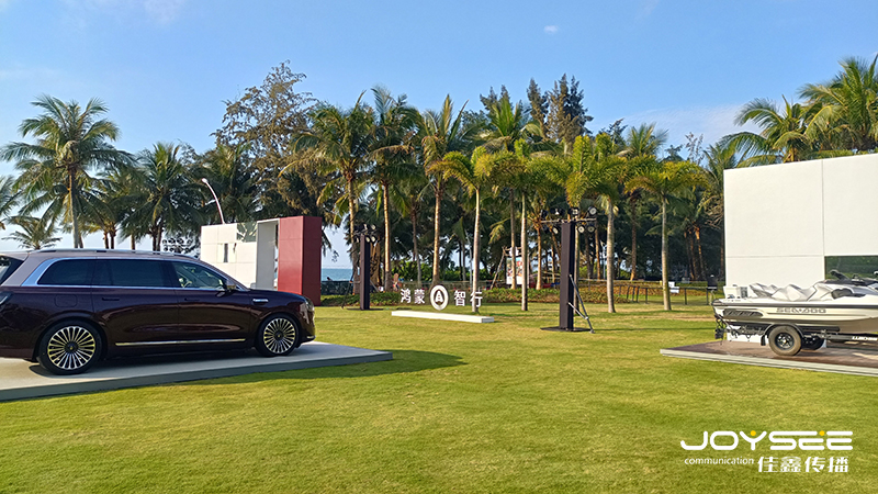 大草坪3.jpg 大草坪3.jpg