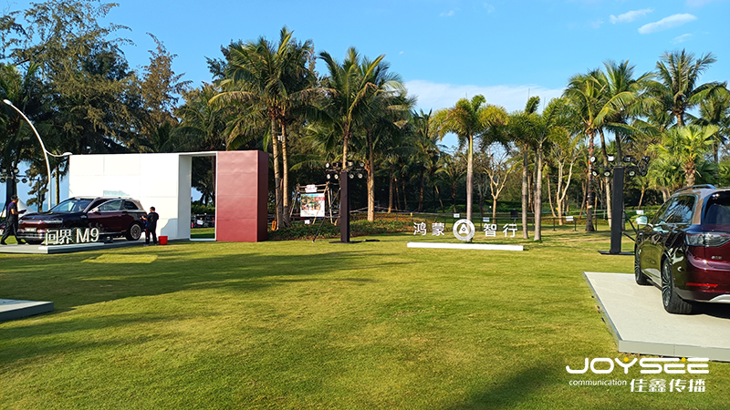 大草坪4.jpg 大草坪4.jpg