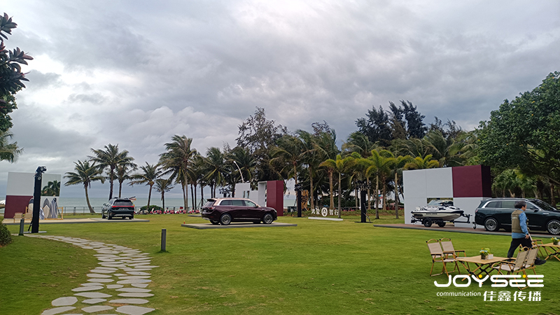 大草坪5.jpg 大草坪5.jpg