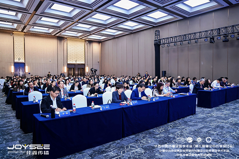 側(cè)面.png 側(cè)面.png